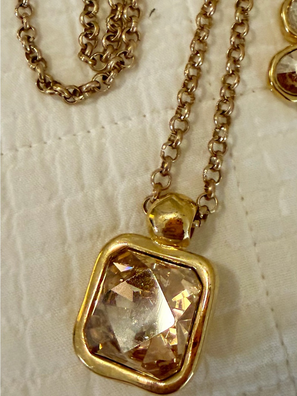 Gold-Tone Pendant Necklace with Champagne Swarovski Crystal